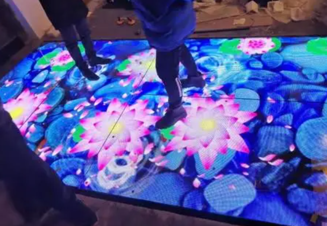 長沙LED顯示屏公司,長沙LED顯示屏廠家,長沙小間距LED顯示屏,長沙電子顯示屏,長沙LED異形屏,長沙LED透明屏,長沙LED顯示屏,長沙LED大屏,湖南LED顯示屏公司,湖南電子顯示屏,湖南全彩顯示屏,湖南LED顯示屏,湖南LED大屏